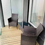 Studio With Balcony & Private Parking Apartmán